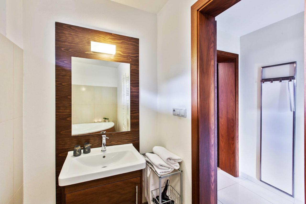 Dolna 4 - Apartments In Direct Centrum On City Square بانْشكا بيشتريتْسا المظهر الخارجي الصورة